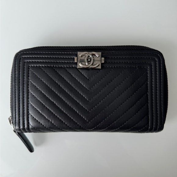 CHANEL Handbags - SOLD❌ Chanel Boy Zipped Wallet